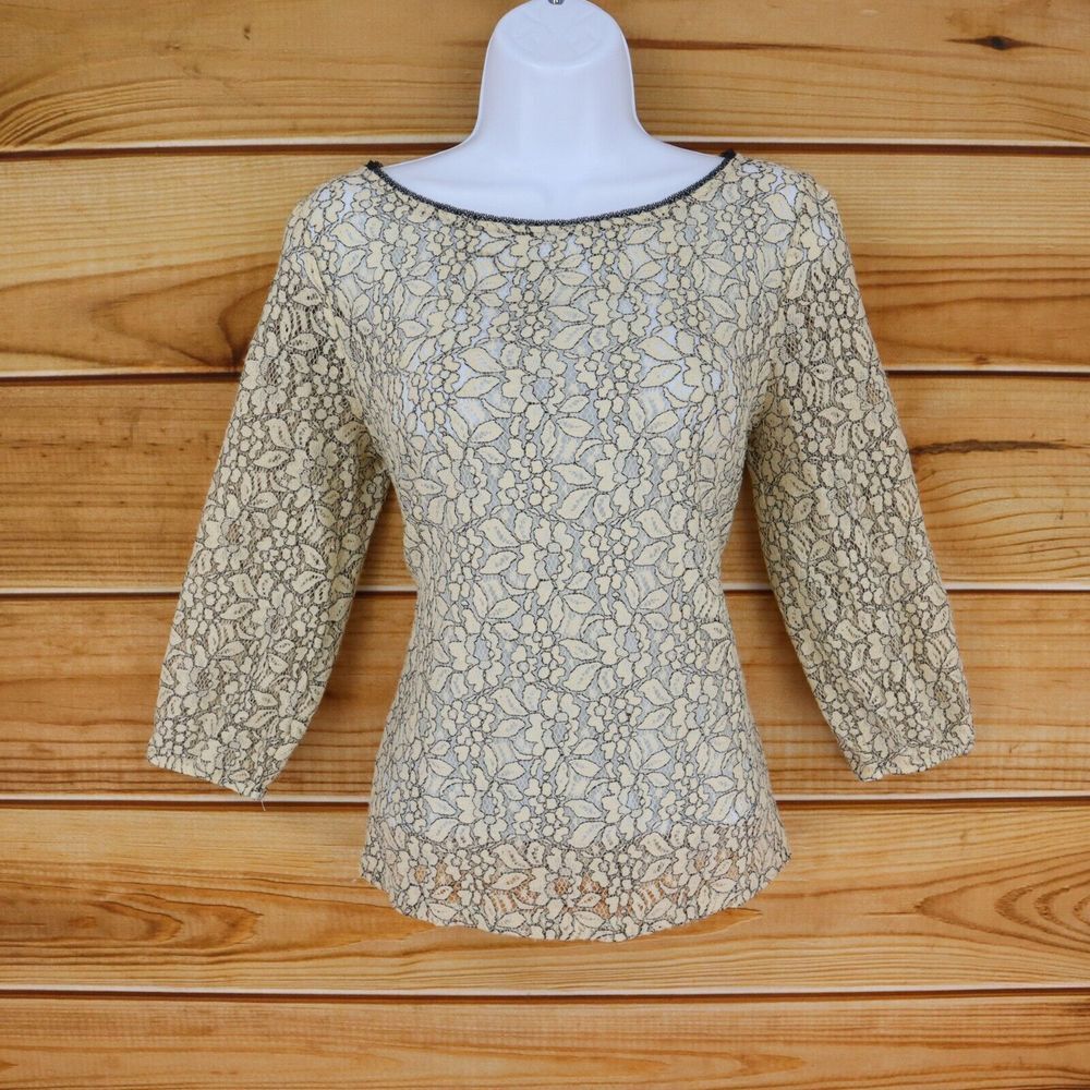 Ann Taylor Lace Top Round Neck Button-Up Back Womens Sz S Beige Sheer 3/4 Sleeve